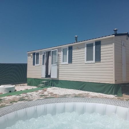 Casita Mh Acogedora Para 6 Con Jacuzzy Chiclana de la Frontera Ngoại thất bức ảnh