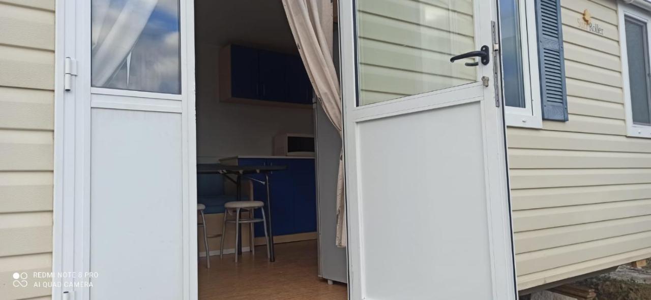 Casita Mh Acogedora Para 6 Con Jacuzzy Chiclana de la Frontera Ngoại thất bức ảnh