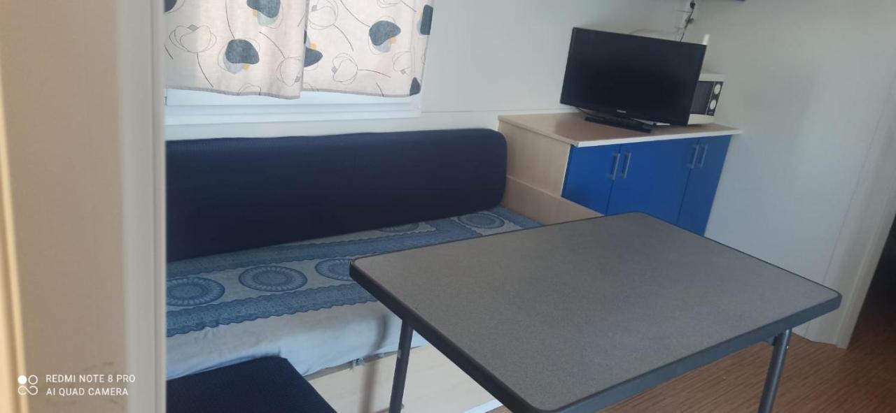 Casita Mh Acogedora Para 6 Con Jacuzzy Chiclana de la Frontera Ngoại thất bức ảnh